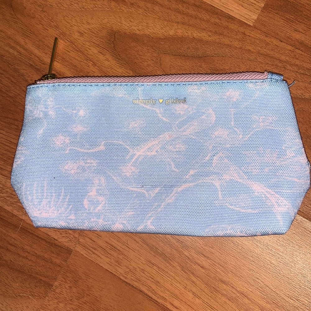 NWOT Simply Gilded Zipper Pouch
